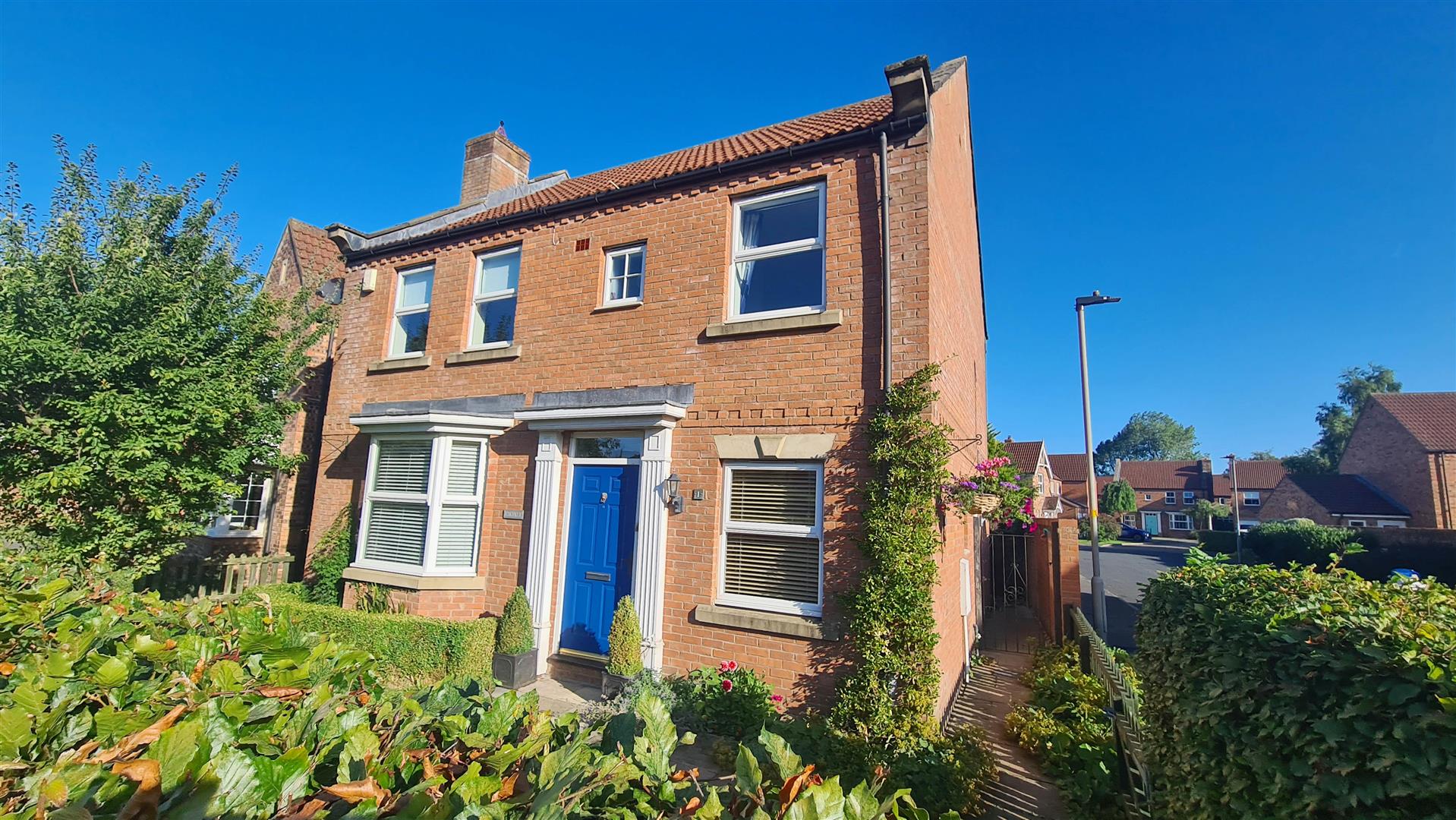 Properties Marcus Alderson